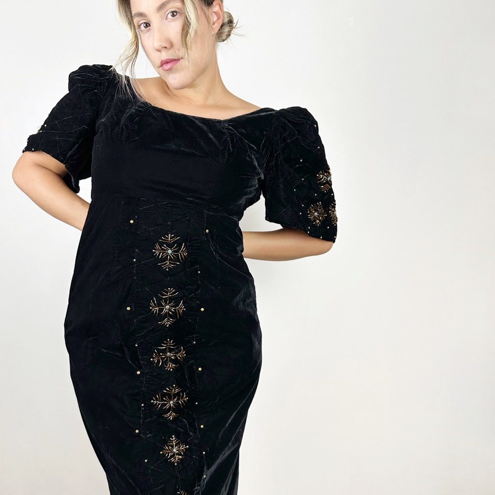 50s 60s Black Velvet Beaded Snowflake Dress Small Vintage Puff Sleeve